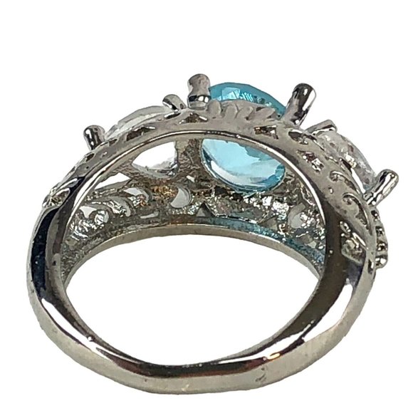 Ring Size 5 Light Blue & Clear Stones Silver Plated - Picture 4 of 5